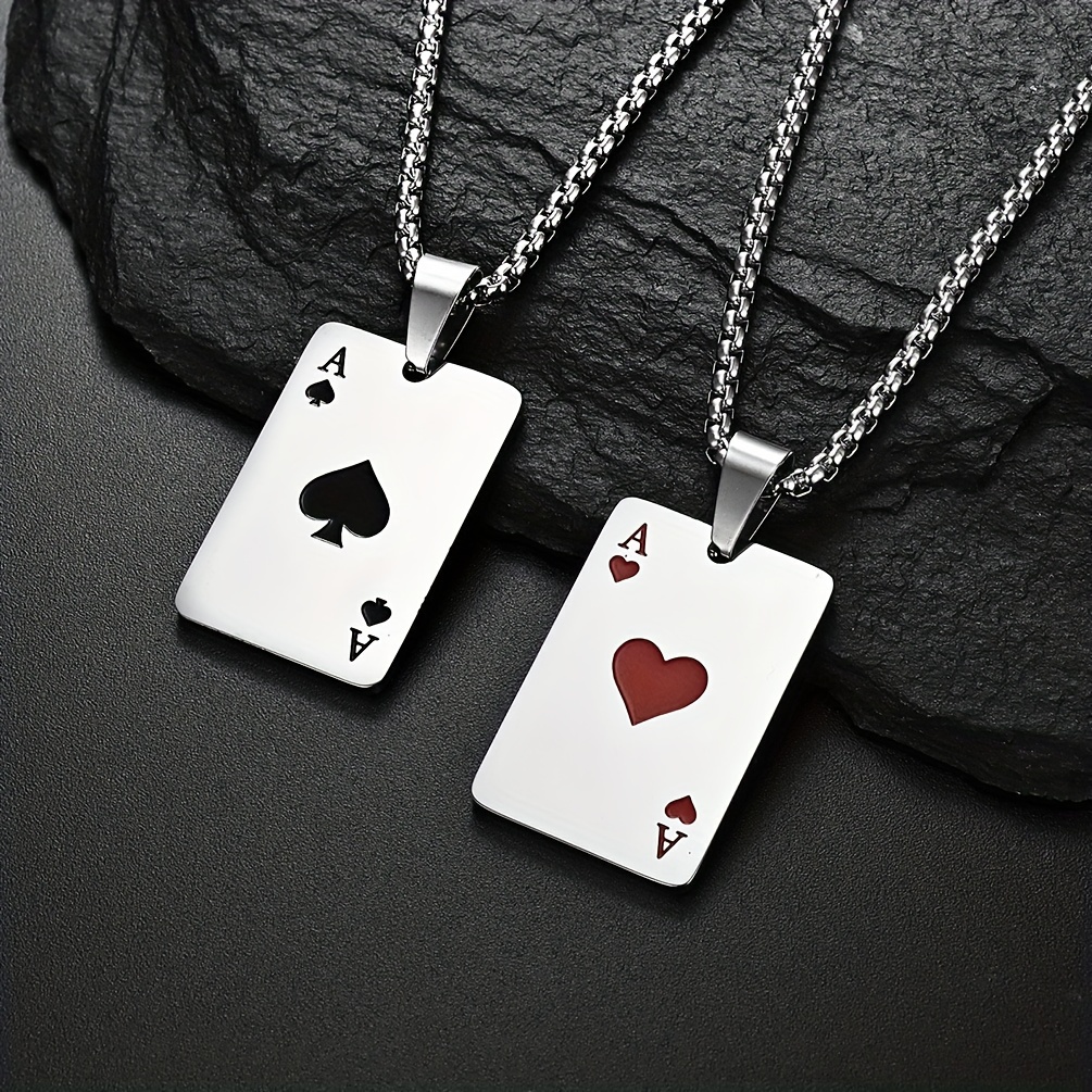 

Sleek And Trendy Japanese And Korean Accessories For Popular Boys - A Minimalist Stainless Steel Necklace With A Hip-hop Titanium Pendant In The Shape Of A Heart.