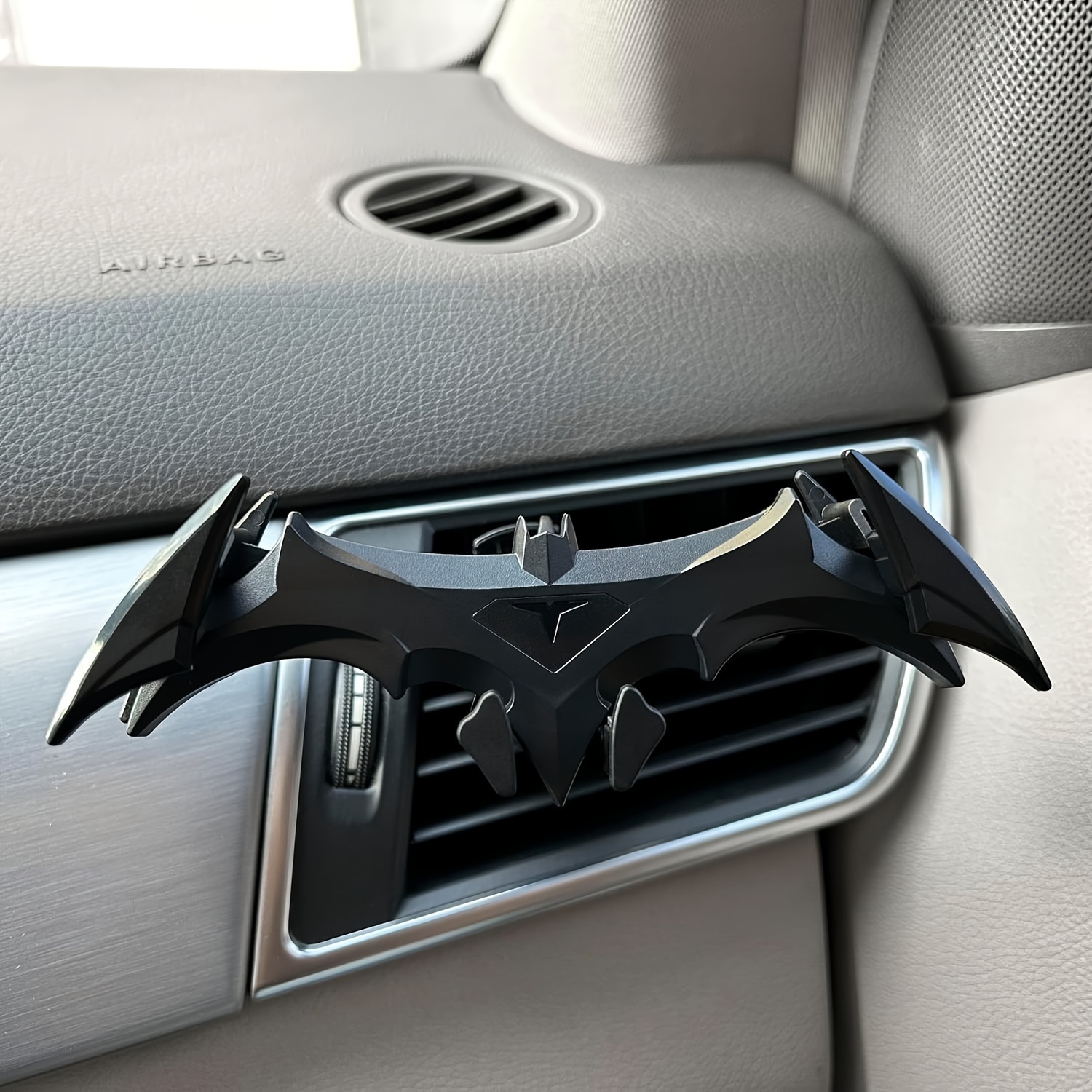 

Bat Gravity Car Phone Holder Single-handed Cool Stylish Plastic Phone Holder For Car