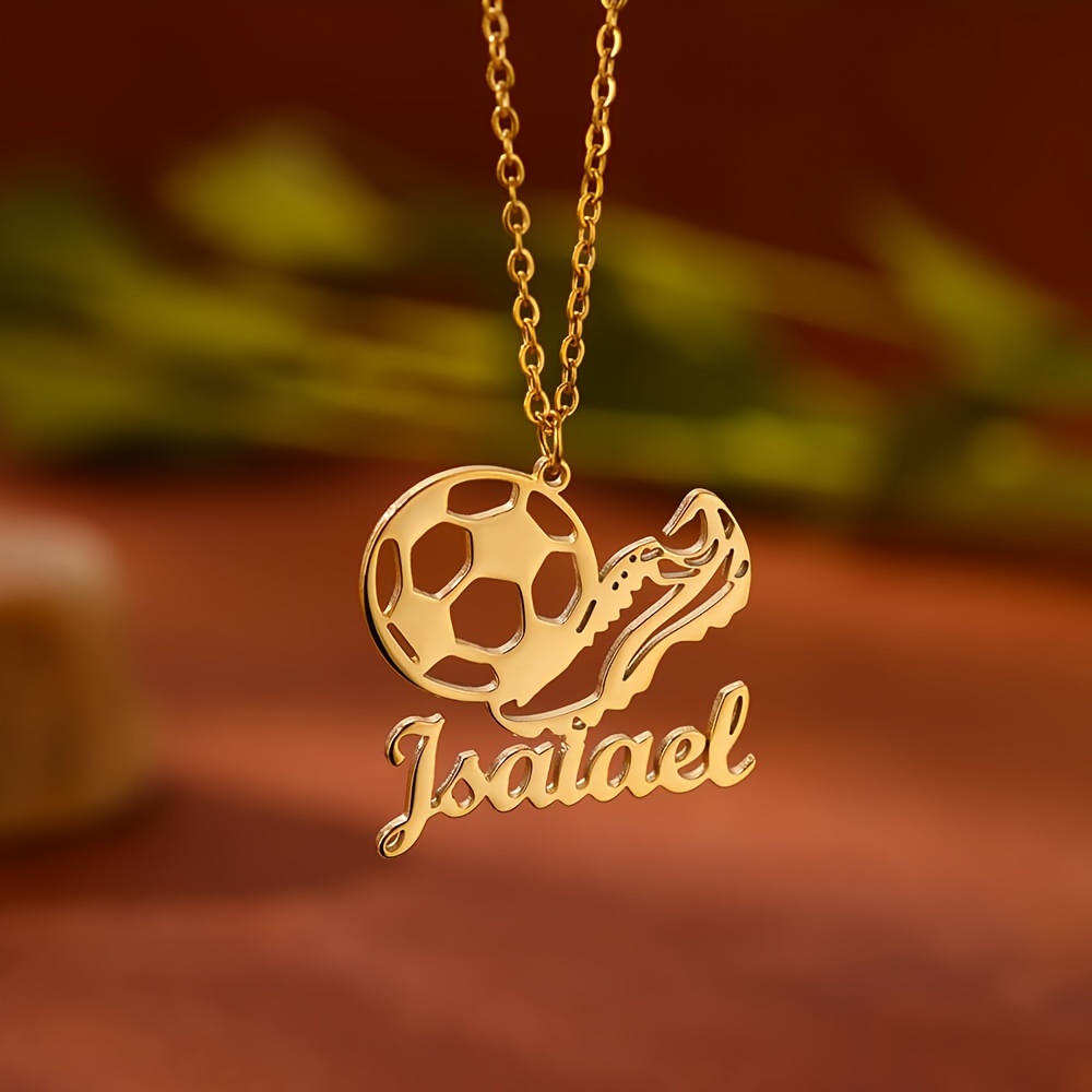 

Collier Pendentif Style , Ballon de Football & Créneau Personnalisés - Nom Anglais Personnalisé, Acier Inoxydable Doré, Bijou Sportif pour Anniversaires et Fêtes, Collier de Football