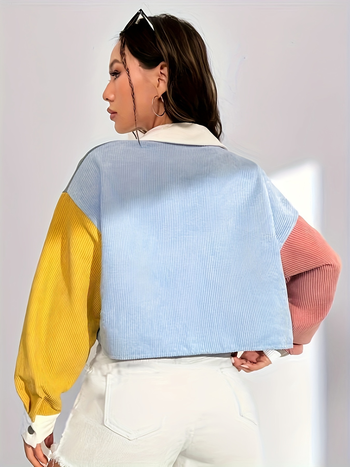 Women's Elegant Color-Block Drop Shoulder Jacket - Lightweight Short-Length Lapel Collar with Chest Pockets & Decorative Patch, Spring/Fall Casual Outerwear Light Blue/White/Pink, Yellow/Green/White, Button Front Closure, Singlesided Buttonup