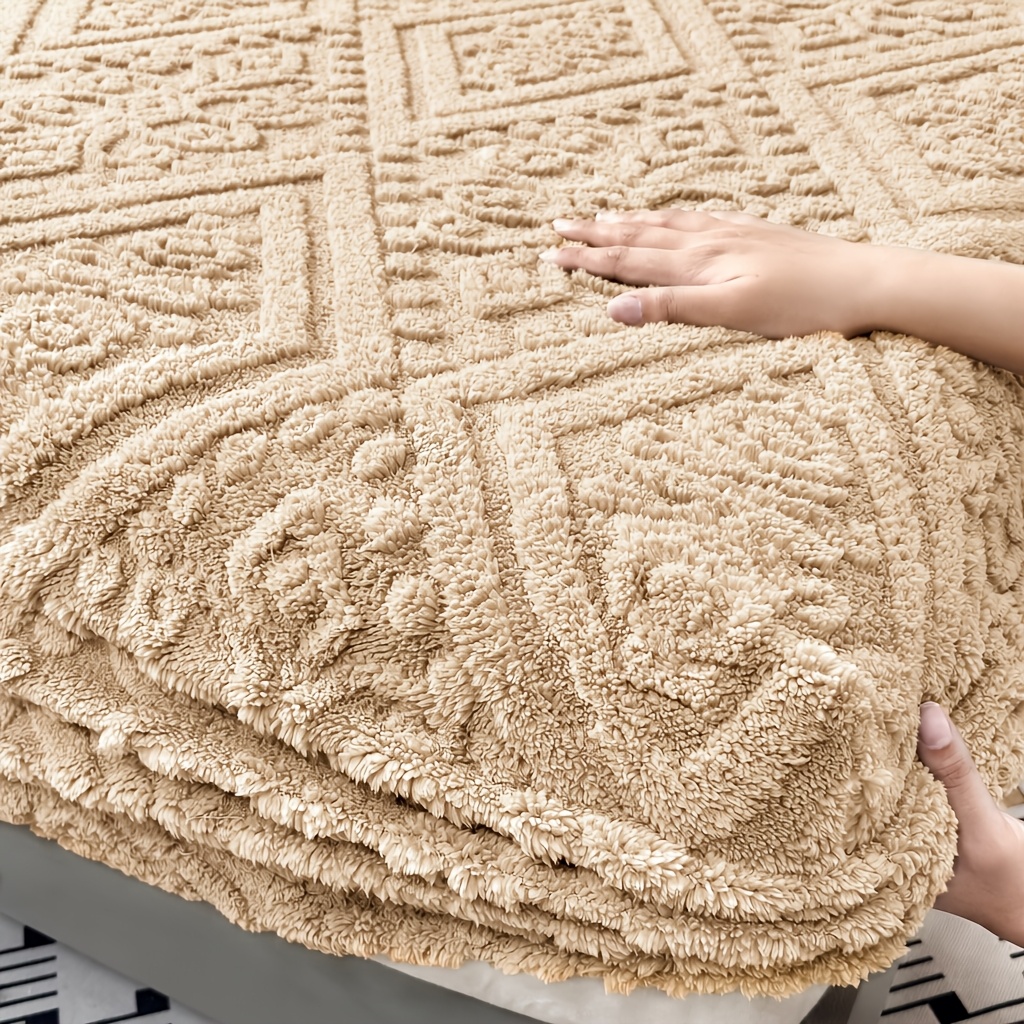 TEMU 1pc European 3d Carved Tufted Milk Velvet Fitted Sheet, 360 Full Wrap Non Slip Mattress Cover, Warm For Fall And Winter, Extra Deep , Machine