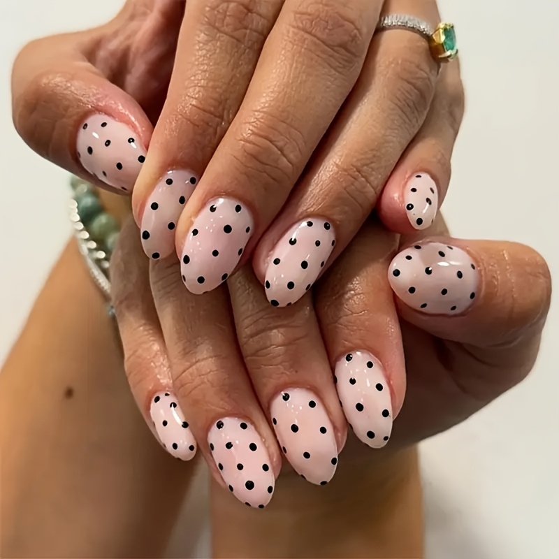 24pcs Short Oval Black And White Polka Dot Art Nails, Suitable For Daily Wear