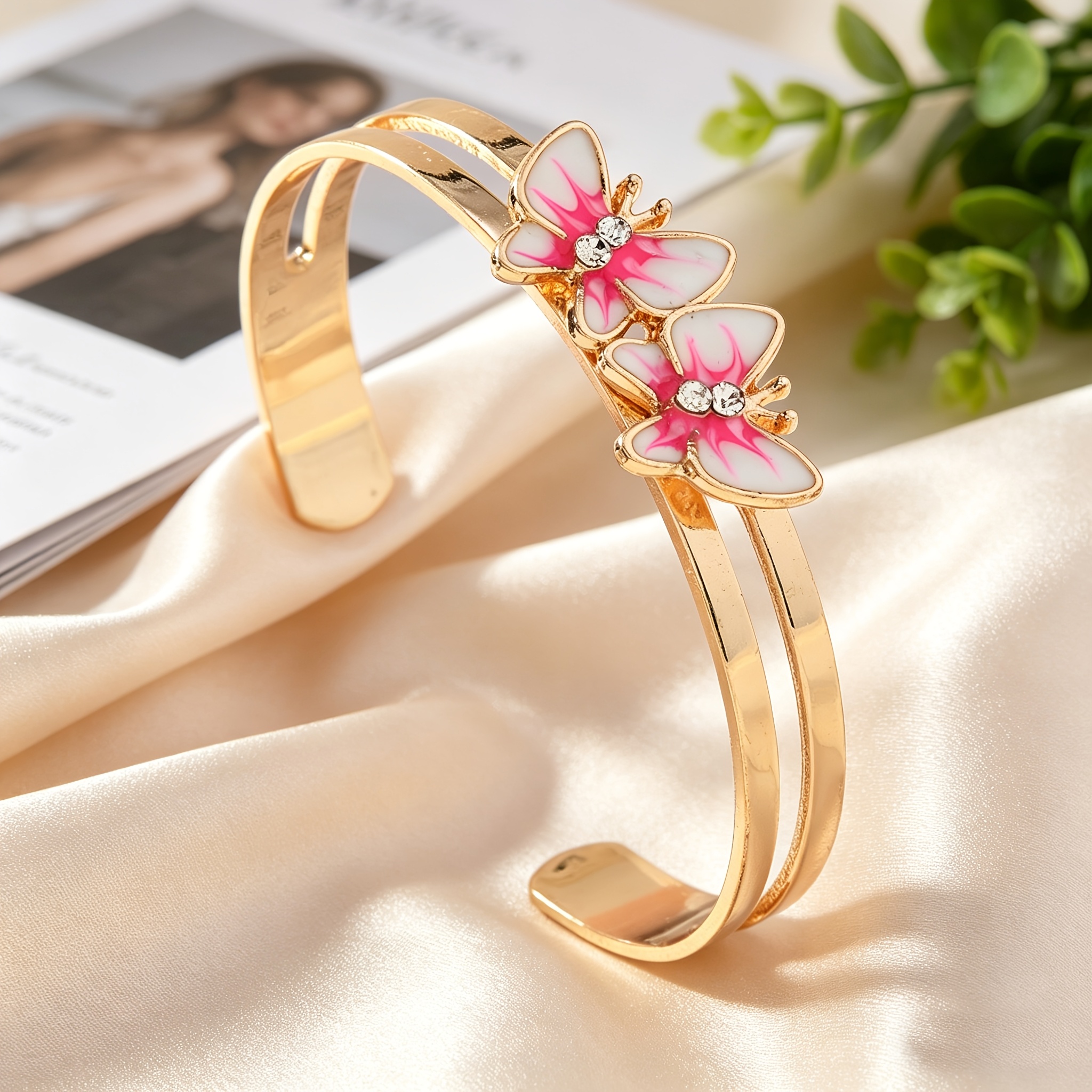 TEMU 1pc Gradient Open Bangle, Fits Wrist Sizes, With Bling Bling, 3d Design With Hand-brushed Craft, Cute And Exquisite Jewelry, Daily Wear,