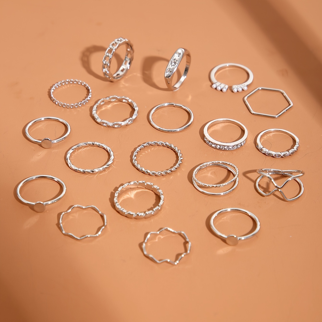 20 Stylish Retro Geometric Chain Water Drill Bling Rings