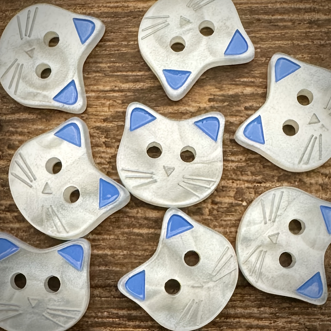 

Boutons de Vêtements pour Enfants Mignons avec Oreilles Bleues et de Chat de Dessin de 12mm, Accessoires pour bjd