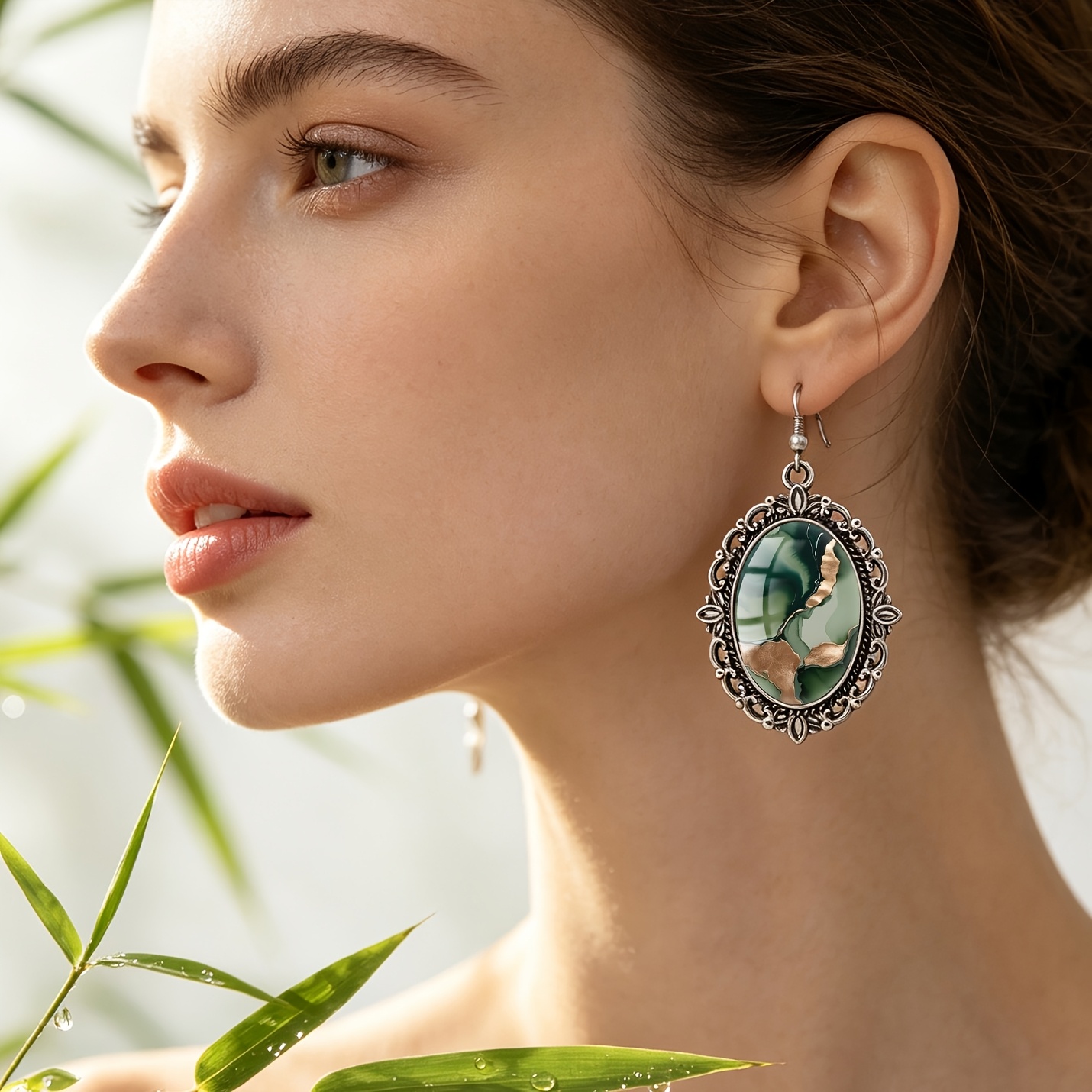 Women's Dark Green Gradient Copper Fluid Rock Layer Earrings