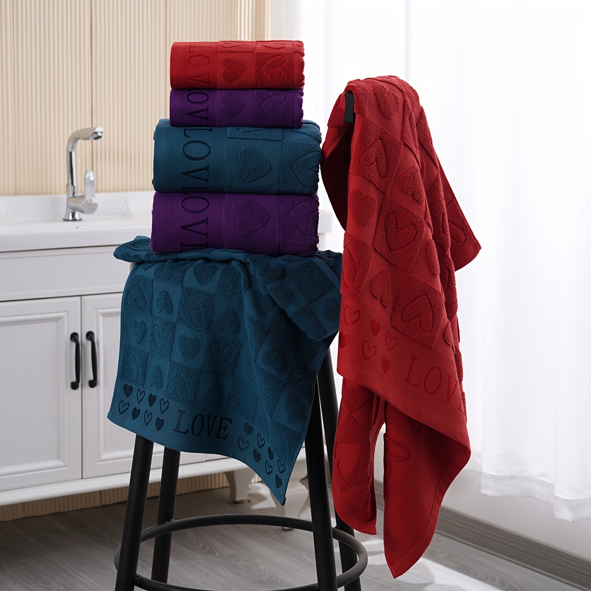 

3-piece Heart Jacquard Cotton Bath Towel Set – Soft Absorbent 100% Cotton Knit Fabric, 415gsm Love Embossed Bathroom Linens For Couples