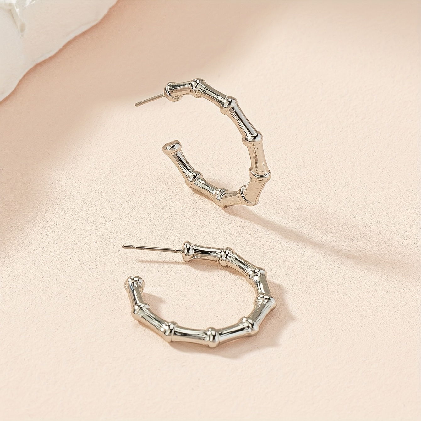 2pcs Bamboo Section Shaped Zinc Alloy Stud Earrings