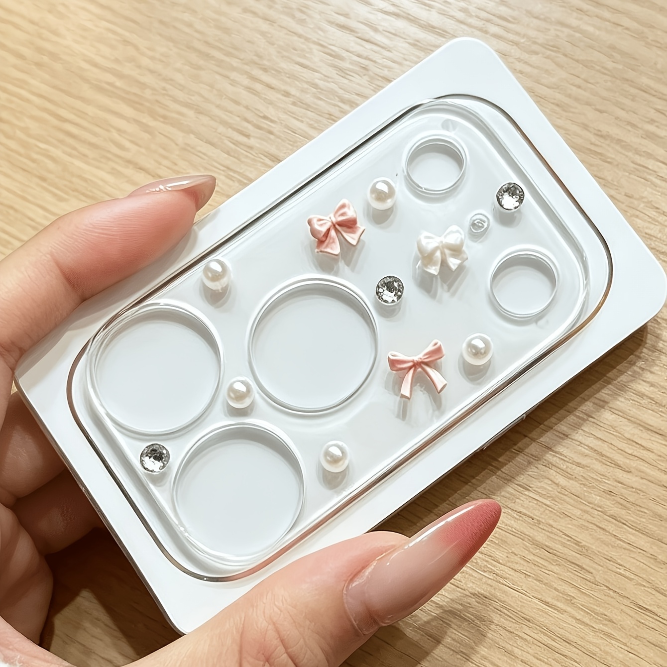 TEMU Fashionable Cute 3d Pearl Transparent Camera Protective Film, Compatible With For Iphone 17 Pro Max/17 Pro 18 Pro Max/18 Lens Protector