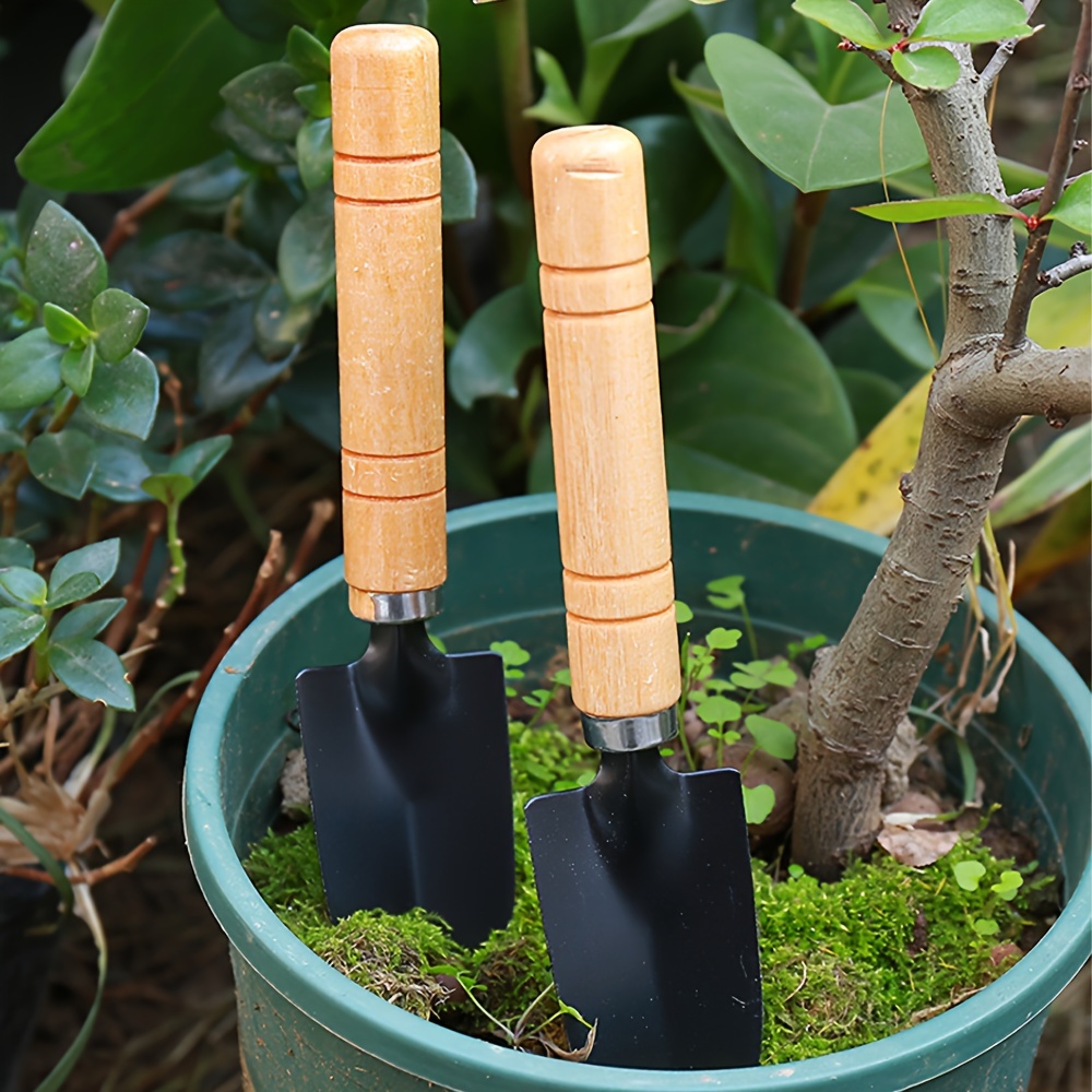 Small garden on sale hand spade