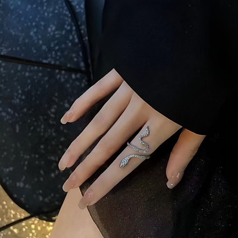 Women's Silvery Winding Small Snake Ring