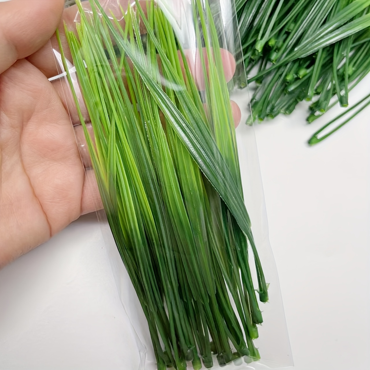 20pcs Lifelike Artificial Grass Plants - Perfect For Aquariums, Thanksgiving & 's Day Decor, Outdoor Patio Tables - No Container Included, Rehabilitation, Plastic