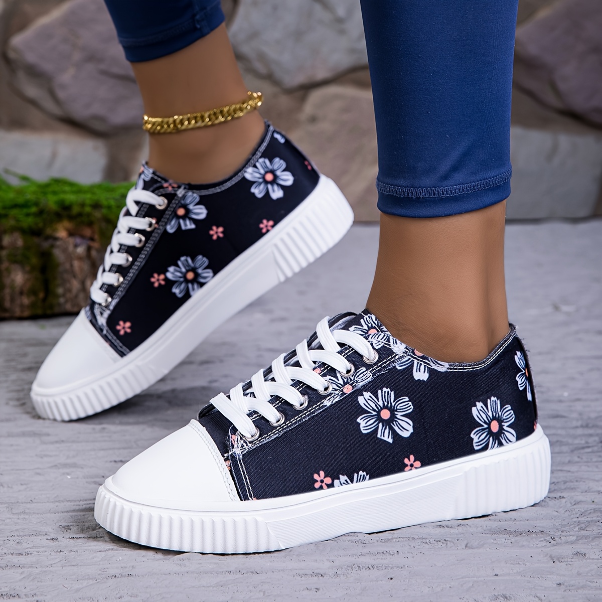 Women'S Fashion Sneakers - Casual Slip-On Sneakers with Floral Pattern, Comfortable Flat, Breathable, Low-Top, Round Toe, All-Season Sneakers, Casual Footwear | Floral Sneakers | Comfortable Sneakers