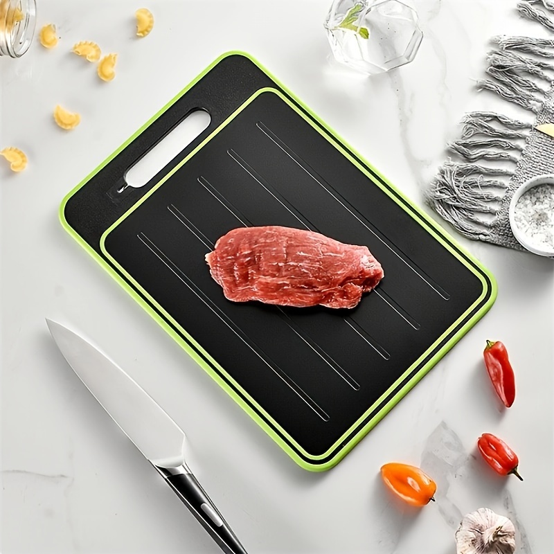 

1 Piece Multifunctional Aluminum Cutting Board, Double-sided Defrosting Tray With Built-in Grater And Knife Sharpener, Food Contact Safe, Fast Thawing For Meat & Food