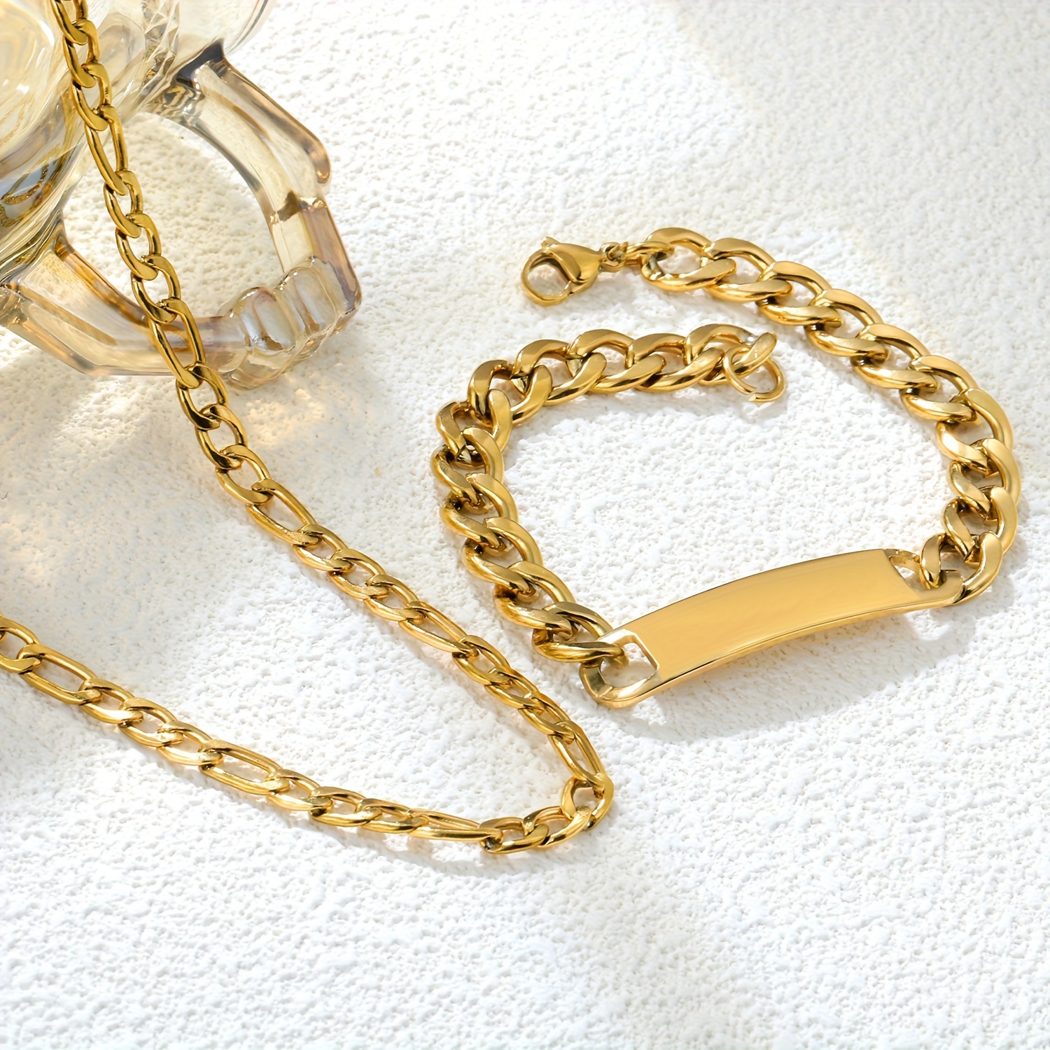 E-shop Ein trendiges Hip-Hop Minimalist 316 Edelstahl Goldkette Halskette Armband Set, 18K vergoldet - Hypoallergene Halskette, Fashion Schmuckset für