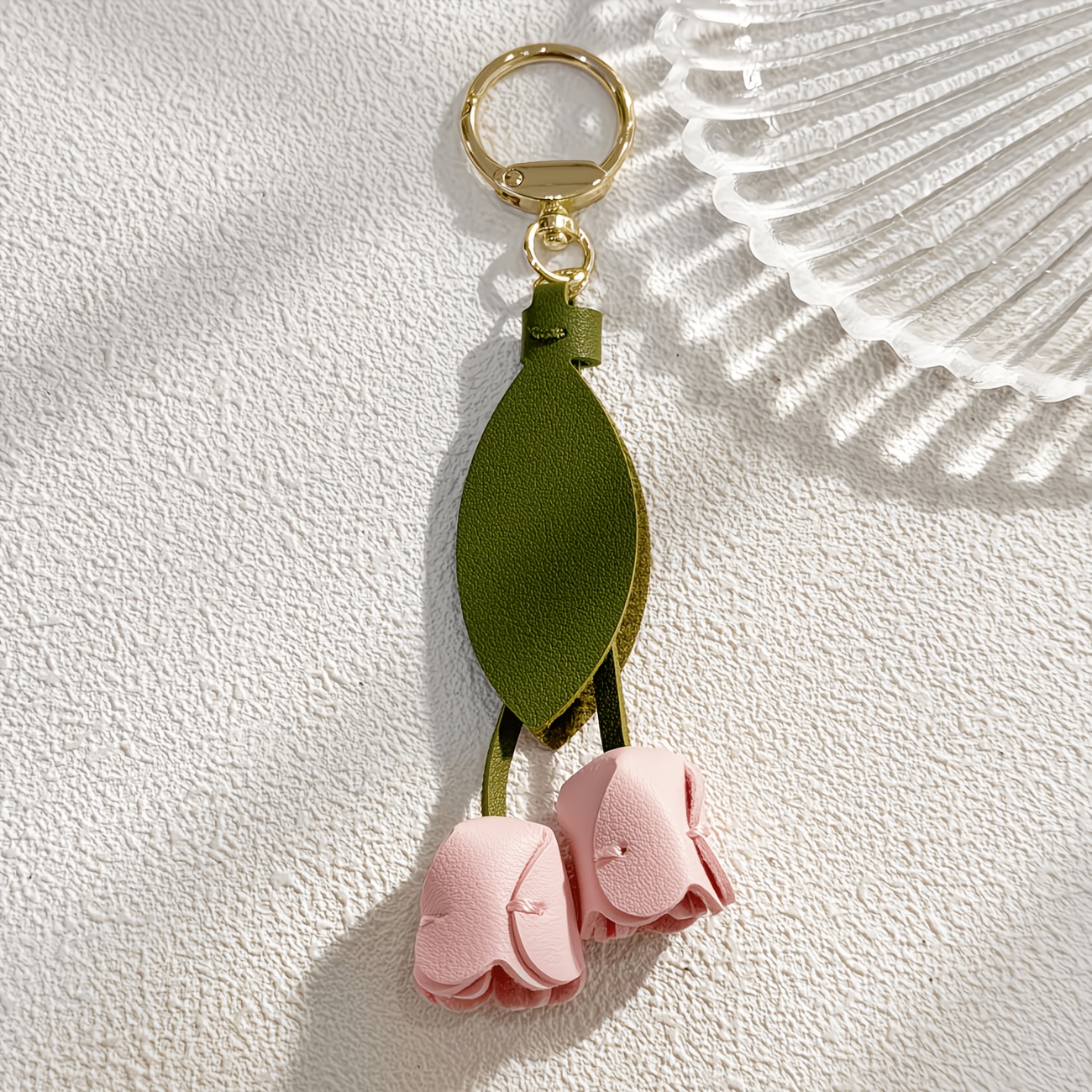TEMU 1pc Ladies Keychain, Key Chain, Sweet, Creative, Cute, Colorful Flower Tulip Pendant, Suitable For Daily Matching With Bags And Clothes