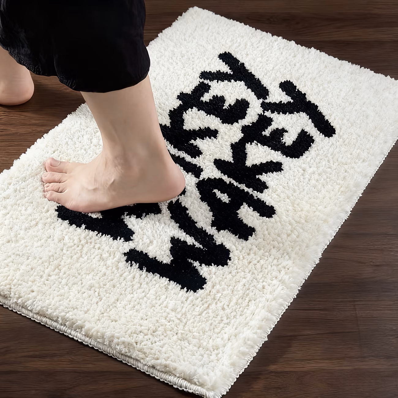 flocked carpet 1800g minimalist letter flocked carpet bedside rug for bedroom autumn winter plush small rug absorbent non slip bathroom door mat Product details 5