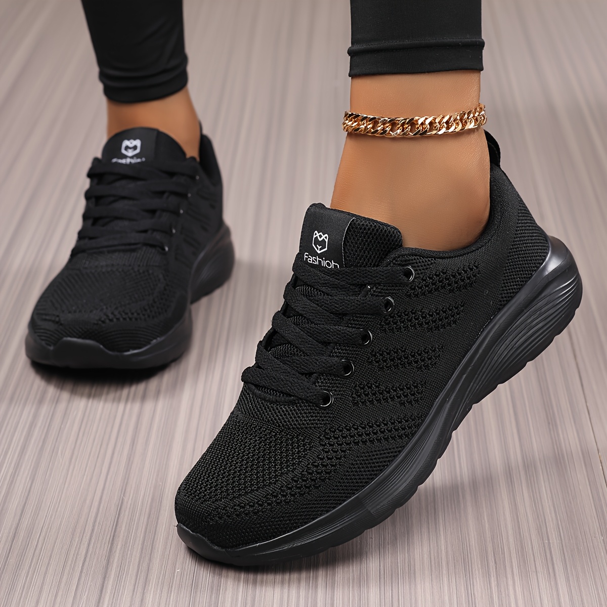 E-shop Ganzjahres-Freizeit-Sneaker für Damen, atmungsaktive flache Arbeitsschuhe aus Mesh in einfarbig, Laufschuhe für Studentinnen, Reiseschuhe zum