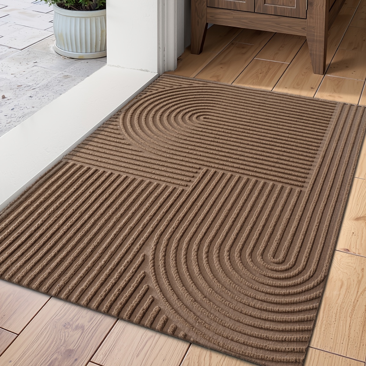 

1pc Dajiang Geometric Door Mat - Striped, Non-slip, Low Profile & Absorbent Entryway Mat - Washable Polyester, Ideal For Home Decor, Patio & Seasonal Christmas Gift, Outdoor Door Mat