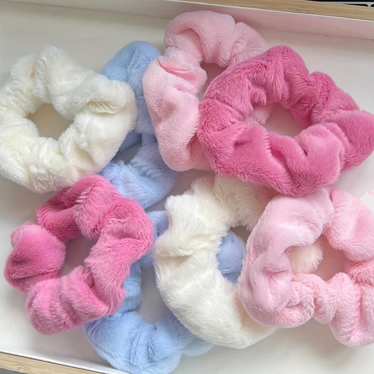 

Elegant And Cute Plush Scrunchies Set: 6/8 Colors, Perfect For Daily Use - Suitable For Ages 14 And Up