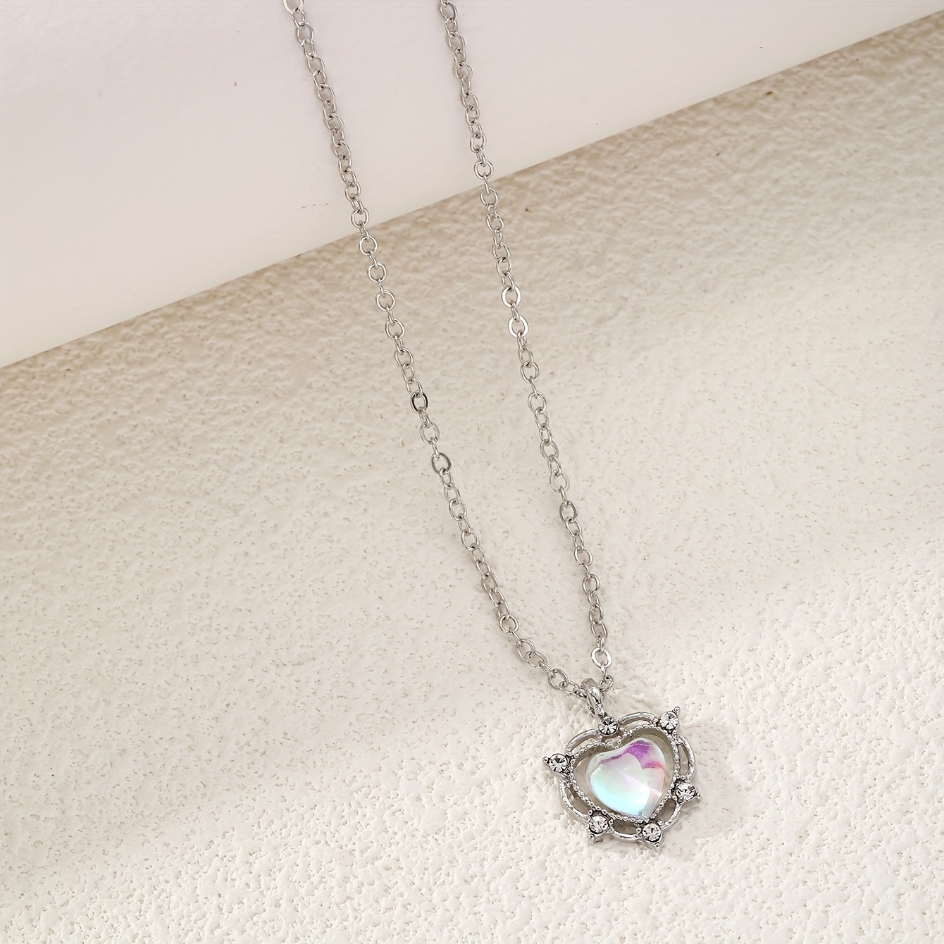 Gradient Heart Necklace for Daily Wear and Gifting