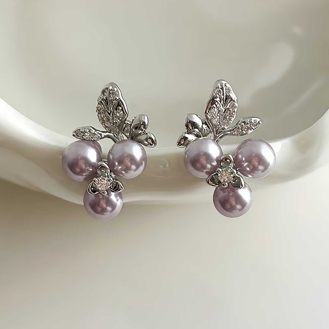 Minimalist Grape Bunch Faux Pearl Design Earrings