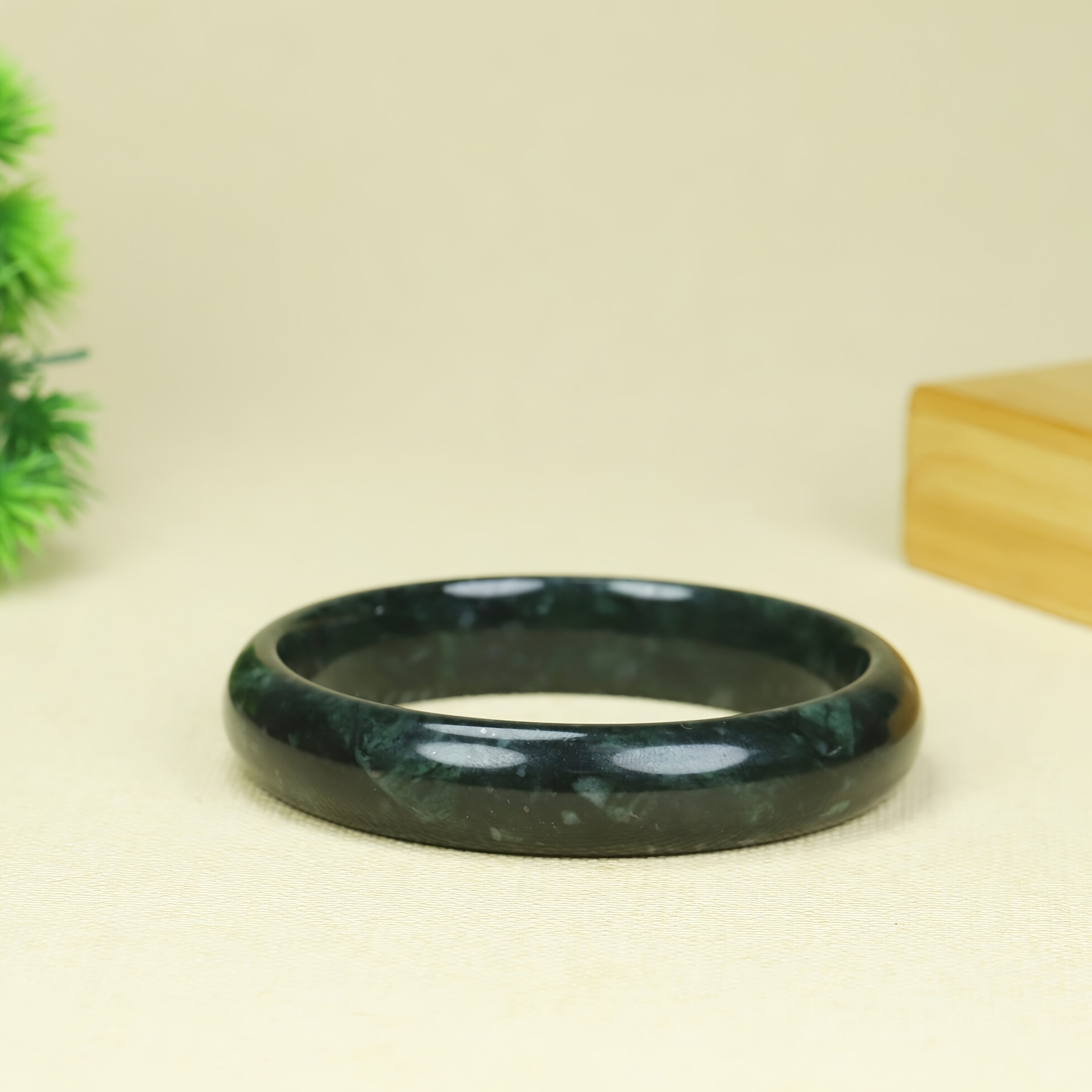 TEMU Wholesale Natural Tibetan Medicine Bracelet, Unisex Natural Stone Bangle For Live Streaming