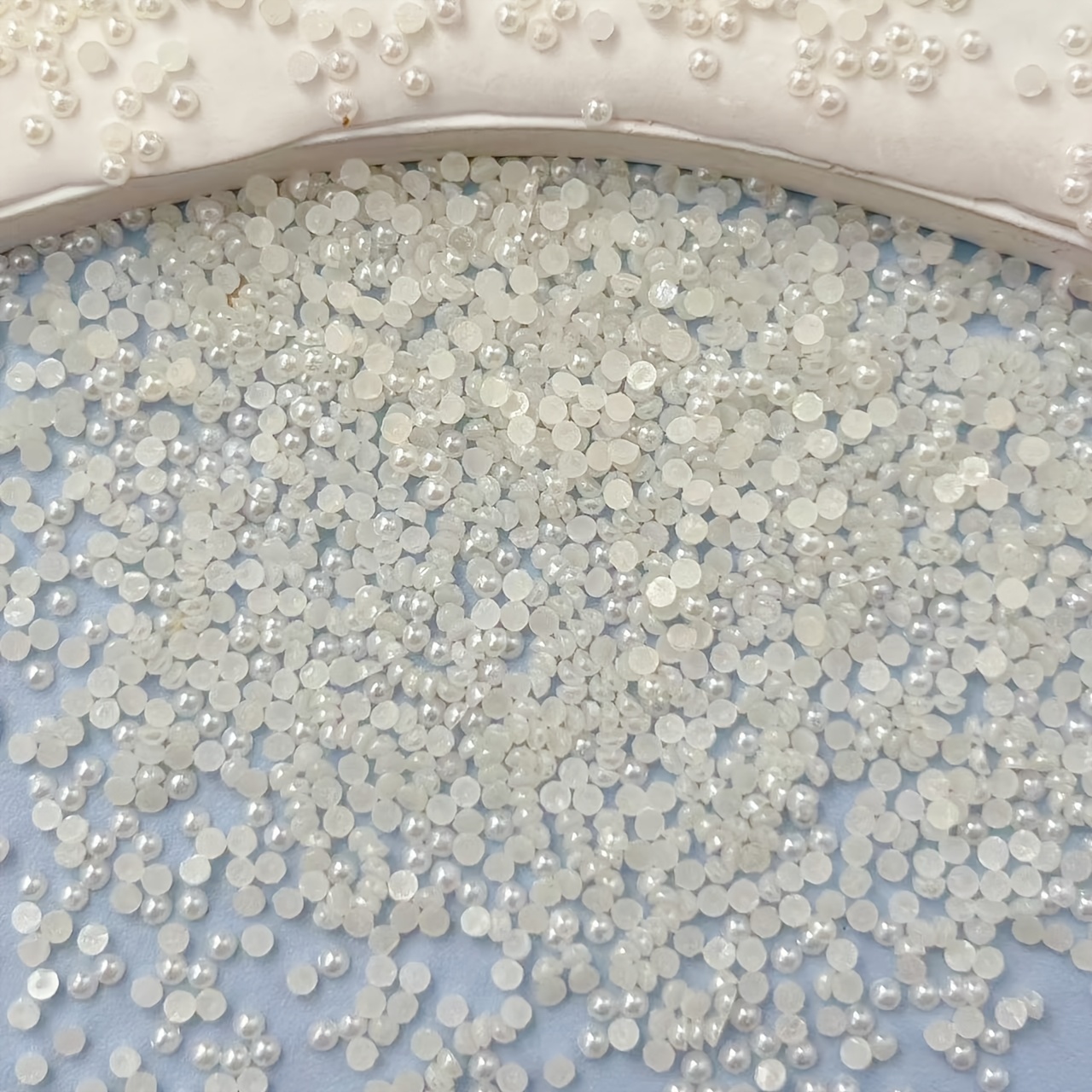 TEMU 600pcs Micro Perles Semi-Rondes Fournitures pour Ongles, Perles Artificielles en Résine 3D 1.5Mm , Blanc Crème, Décoration d'Art d'Ongles,