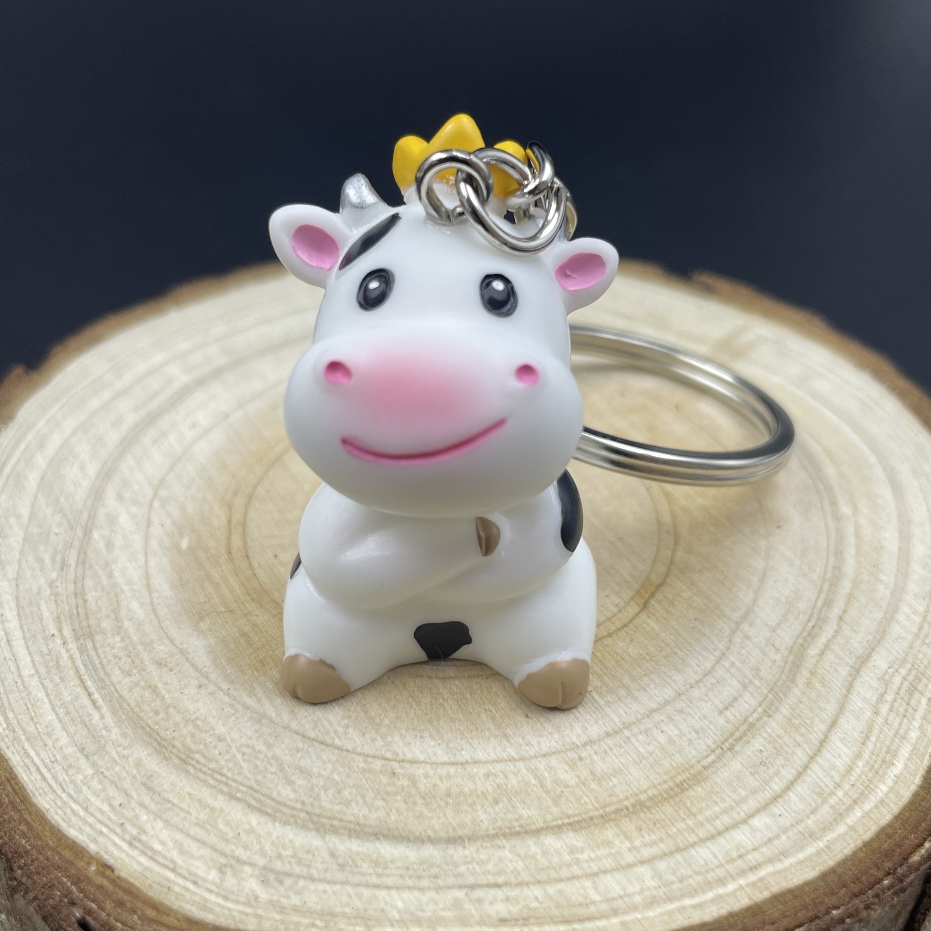 

1pc Cow Keychain Pvc , Key , , Decorative Ladies For Parties & , Unique