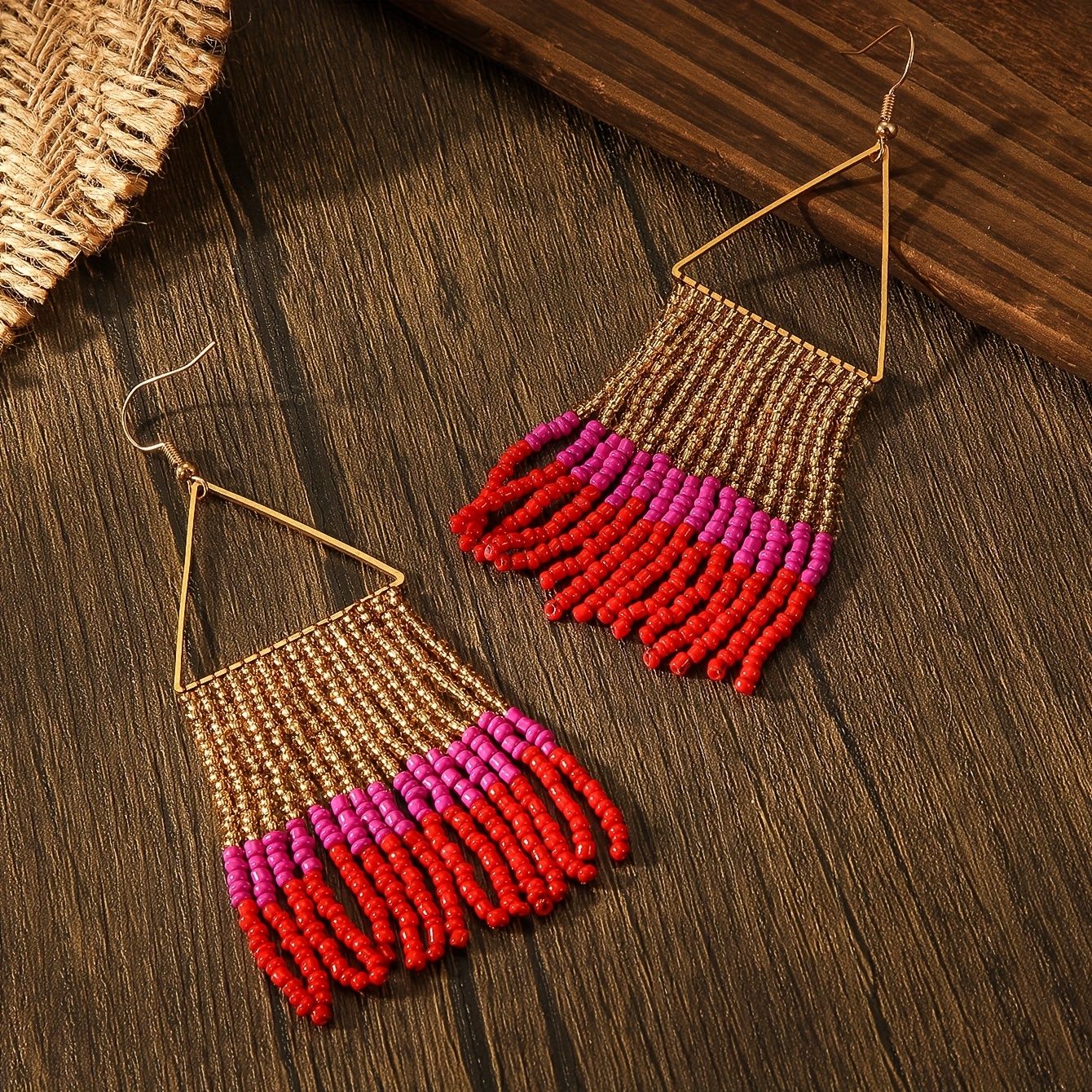 TEMU Handmade Beaded Tassel Dangle Earrings Bohemian Style Women's Fashion Temperament Earrings Metal Tripod Red Blue Tassel Design Color Block