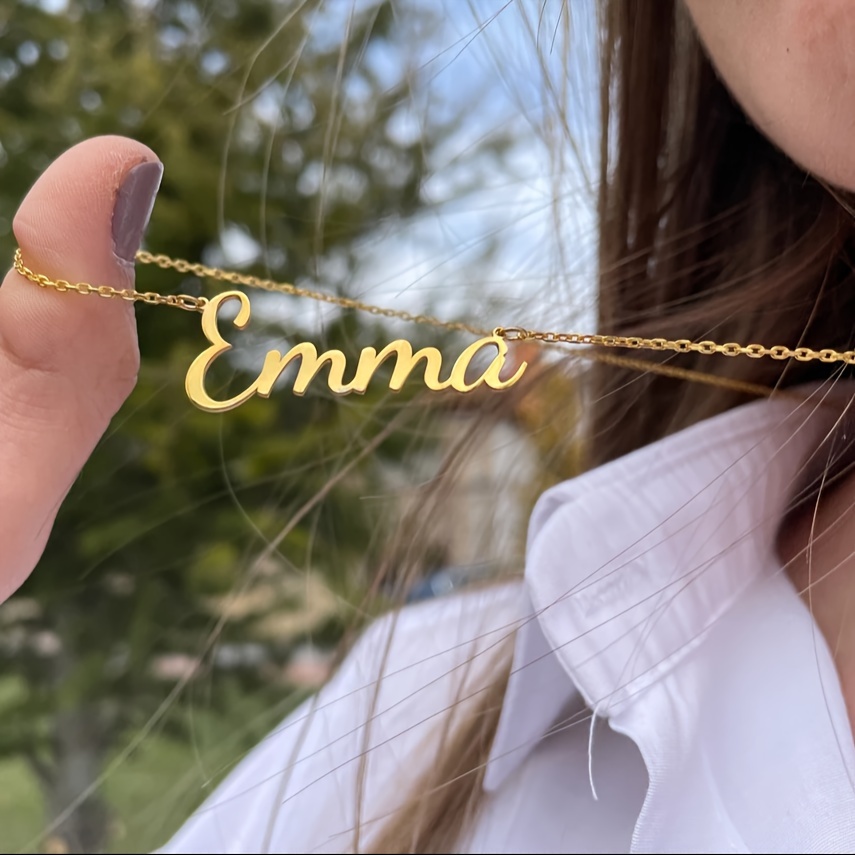 

Customized Fashion Name Necklace, Personalized Simple And Elegant Name Necklace, High-quality Stainless Steel Necklace, Elegant And Popular Jewelry For Women, Language To English