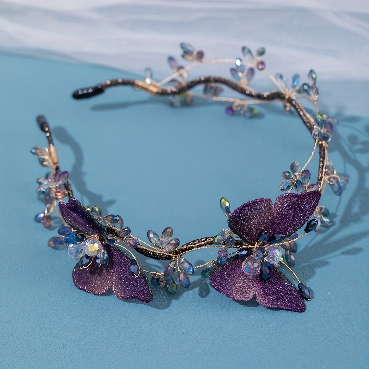 Image of 1pc Hand-embroidered Headband - Elegant Hand-embroidered Wing Hair Suitable For Weddings, , Parties, Daily Wear - Fashion Accessory With
