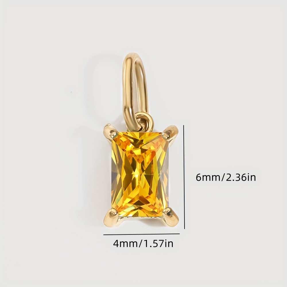 Women's Vintage Geometric Square Pendant Necklace