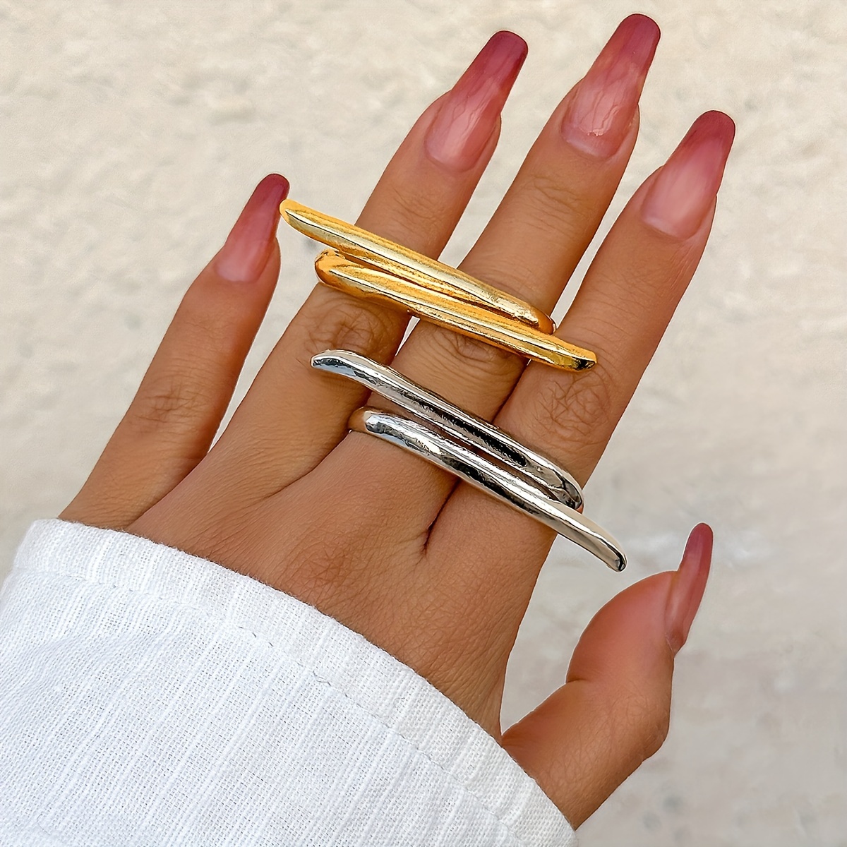 

Bold Vintage-inspired Punk Double Finger Ring - Alloy, Casual Attire & Gifting