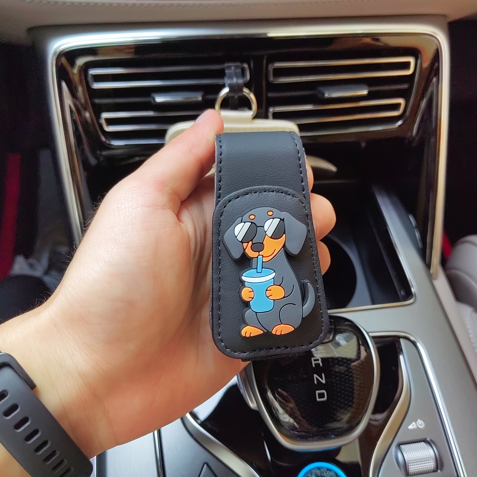 1pc Creative Sunglasses Clip Holders For Car, Cute Drinking Puppy Magnetic Faux Leather Sunglasses Clip For Car Visor Glasses Cards Holders Hanger Clip Car Interior Visor Additions