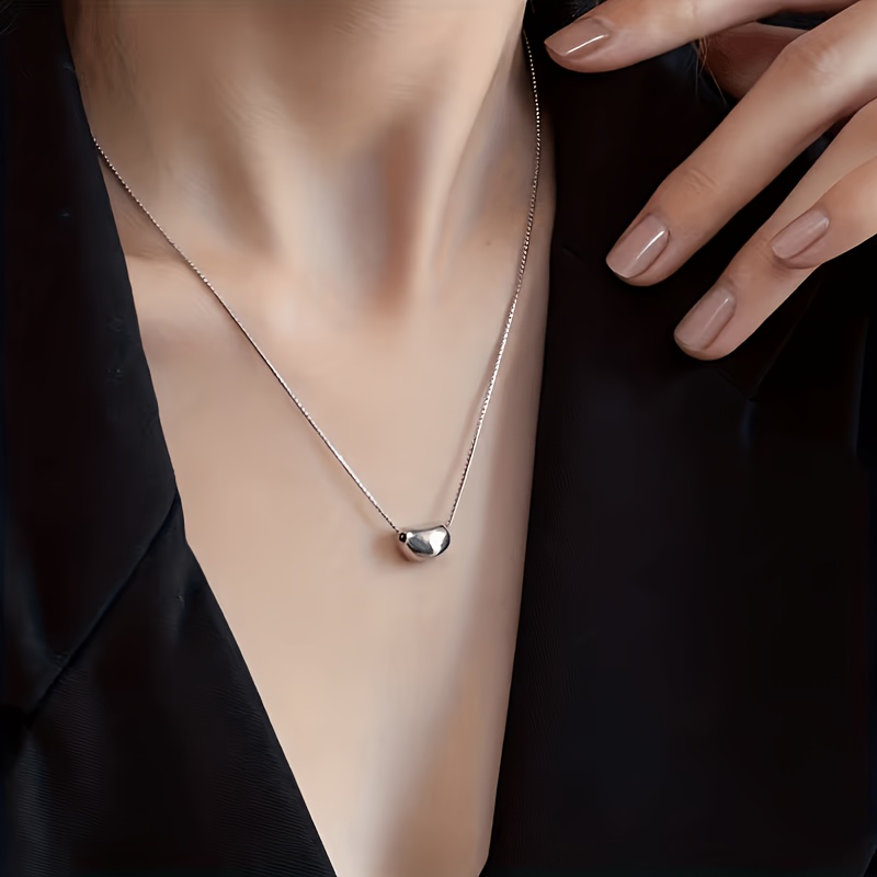 Collar con cadena