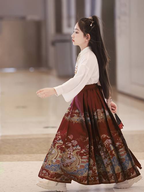 horse faced skirt two piece suit new chinese suit fashion traditional hanfu skirt woven golden necklace not included chinese size please check the size guide