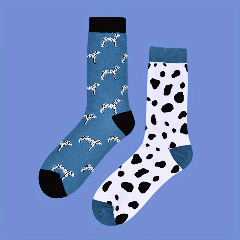A Pair Of Trendy And Warm Mid-calf Socks For Couples Featuring A Unique Ab Pattern For Men