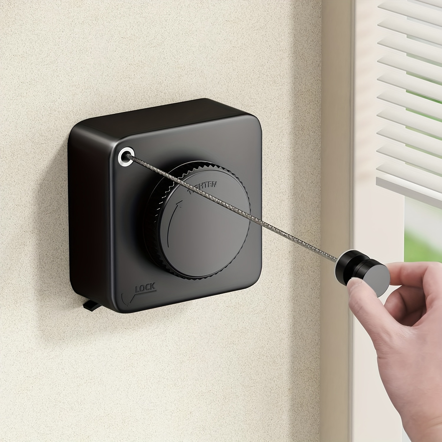 1pc Corde à linge rétractable, 165.35 pouces Portable en acier inoxydable, 2mm d&#39;épaisseur, Gain de place, Multifonctionnel, pour intérieur et extérieur, Mur monté, avec diverses utilisations pour la maison, balcon, hôtel, salle de bain, maison à louer, cordes à linge