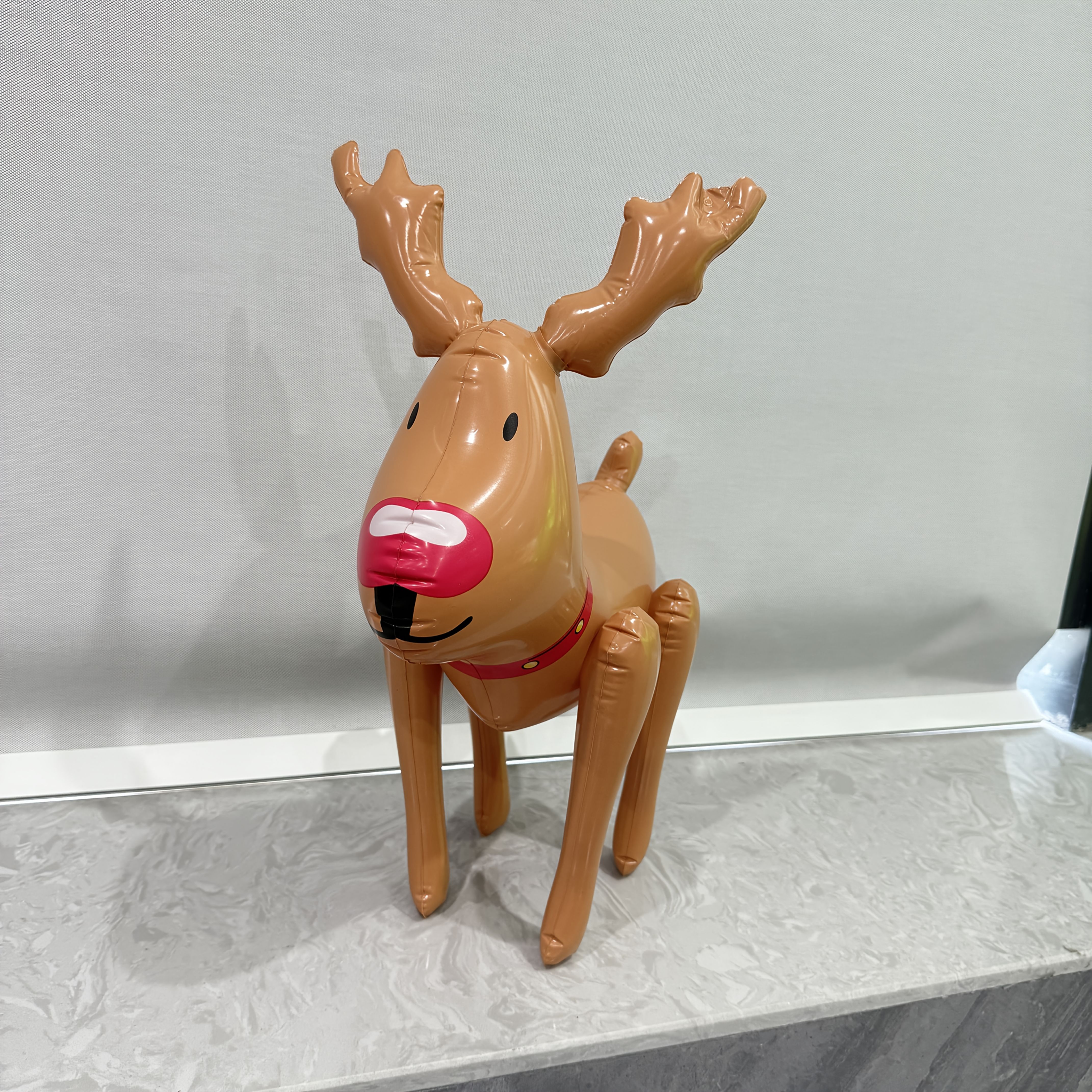1pc Christmas Inflatable Reindeer Decoration, Thickened Pvc Reindeer Balloon, Suitable For Holiday Photo Props, Party Supplies, Christmas Gift