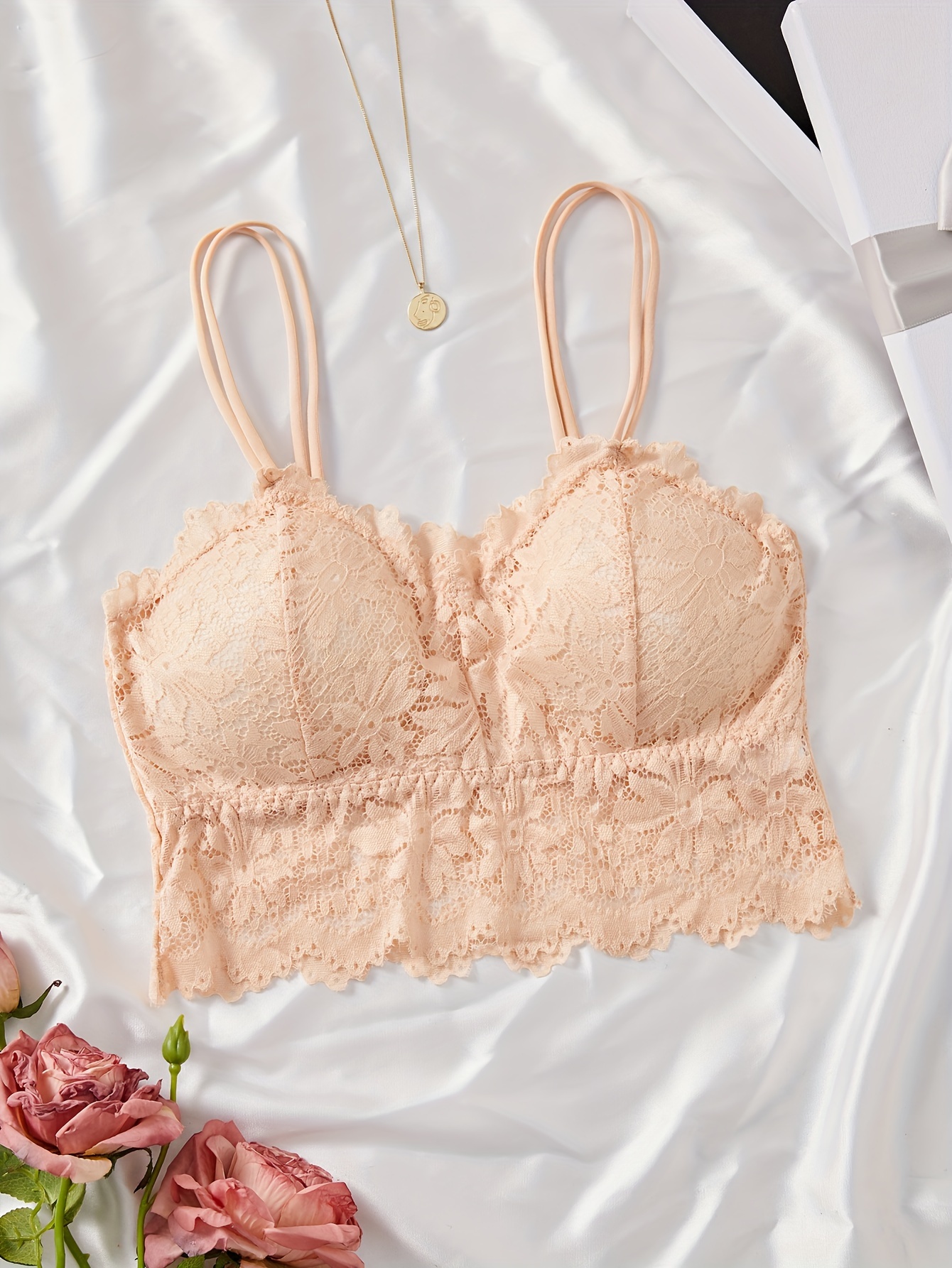 Removable Pads,wire-Free Sexy Lace Bralette with Removable Pads - Black Floral Lace, Backless Design for Women, Everyday Comfort, Everyday Bra | Floral Pattern Bralette | Feminine Design