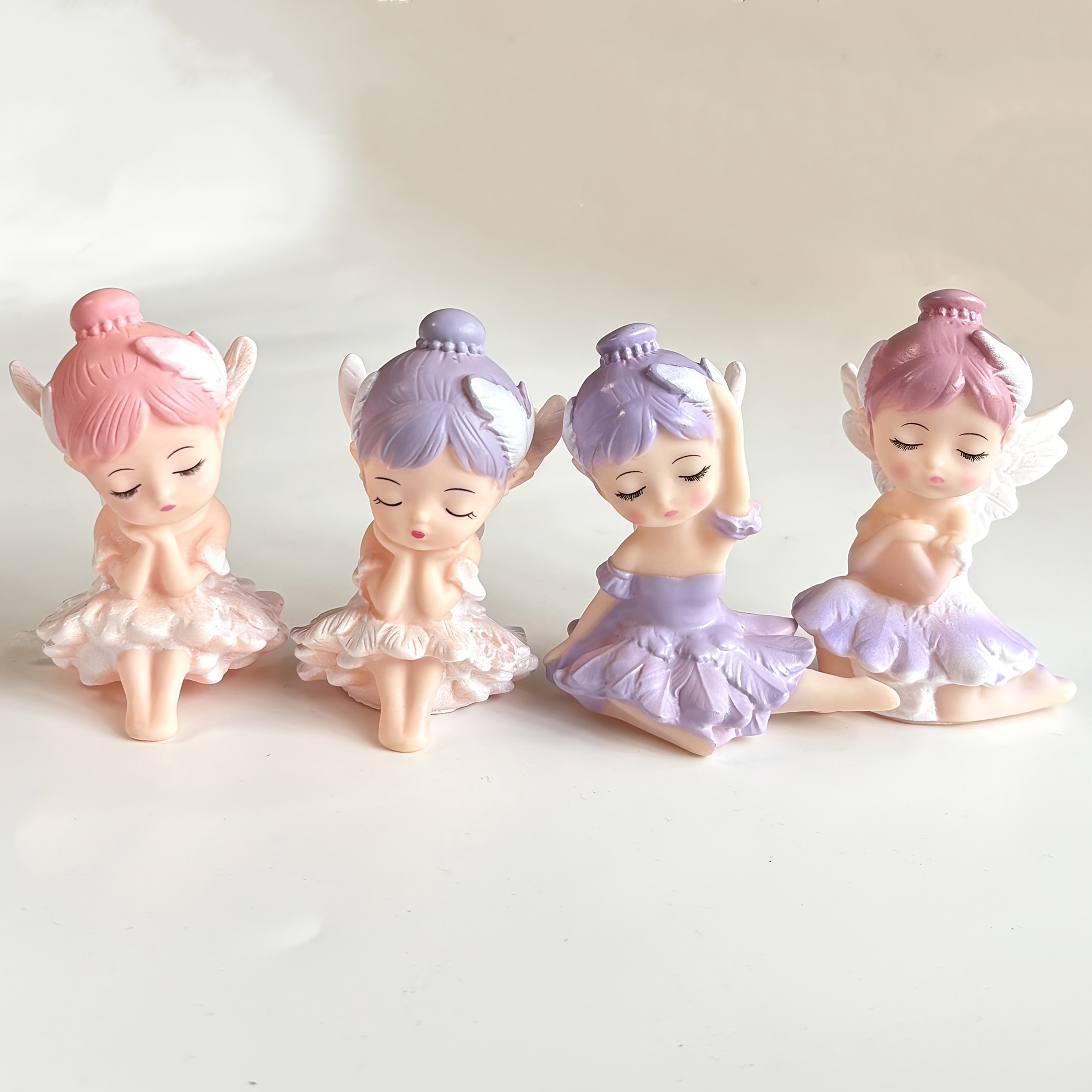 Image of 4pcs Pink Purple Decorative Ornaments Set, Holiday Decoration New Year Decoration Ornaments, For Gifting, Valentine's Day Gift, Plastic Crafts