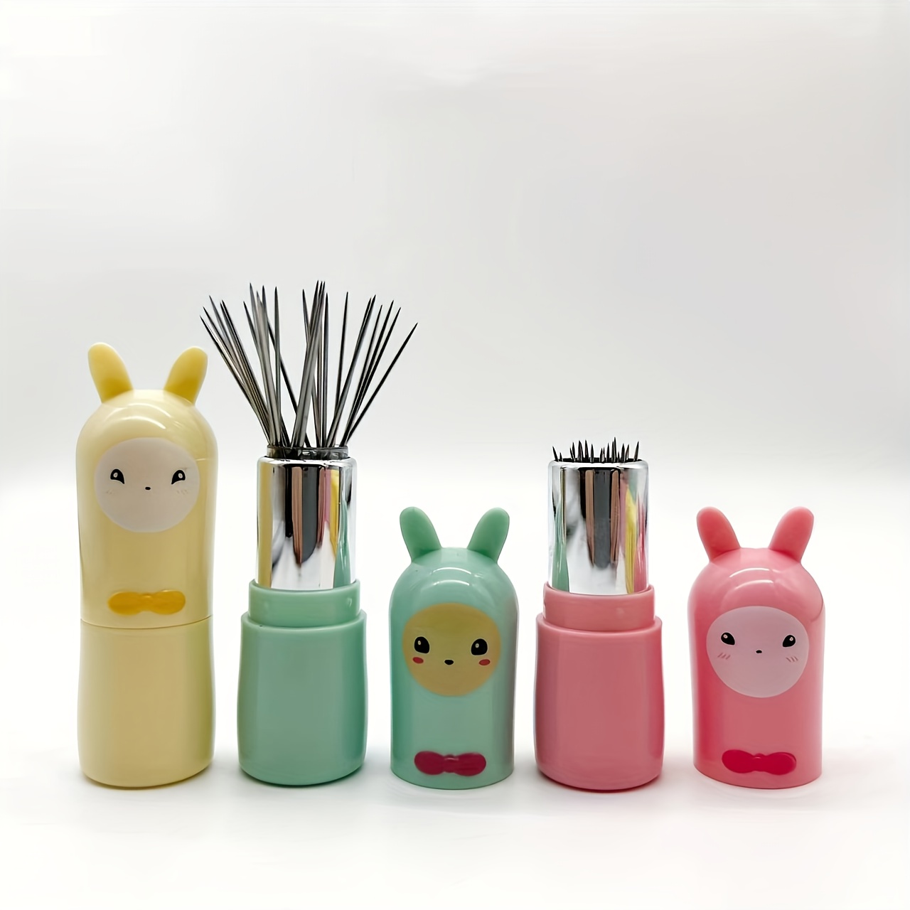 

1pc Cute Llama Magnetic Needle Organizer Box, Sewing Needle Storage Holder, Rotating Open Magnetic For Embroidery, Crafts, Christmas & Easter Holiday Gift