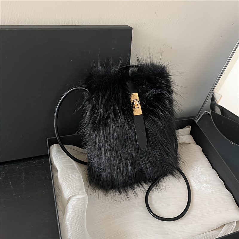 Image of Plush Velvet Special Autumn/winter New Style Phone Pouch, Women's Shoulder Bag, Plush Wallet, Fluffy Fashionable Trendy Crossbody Bag, Women's Fashion Mini Crossbody Bag, Soft Long Pile Coin Purse