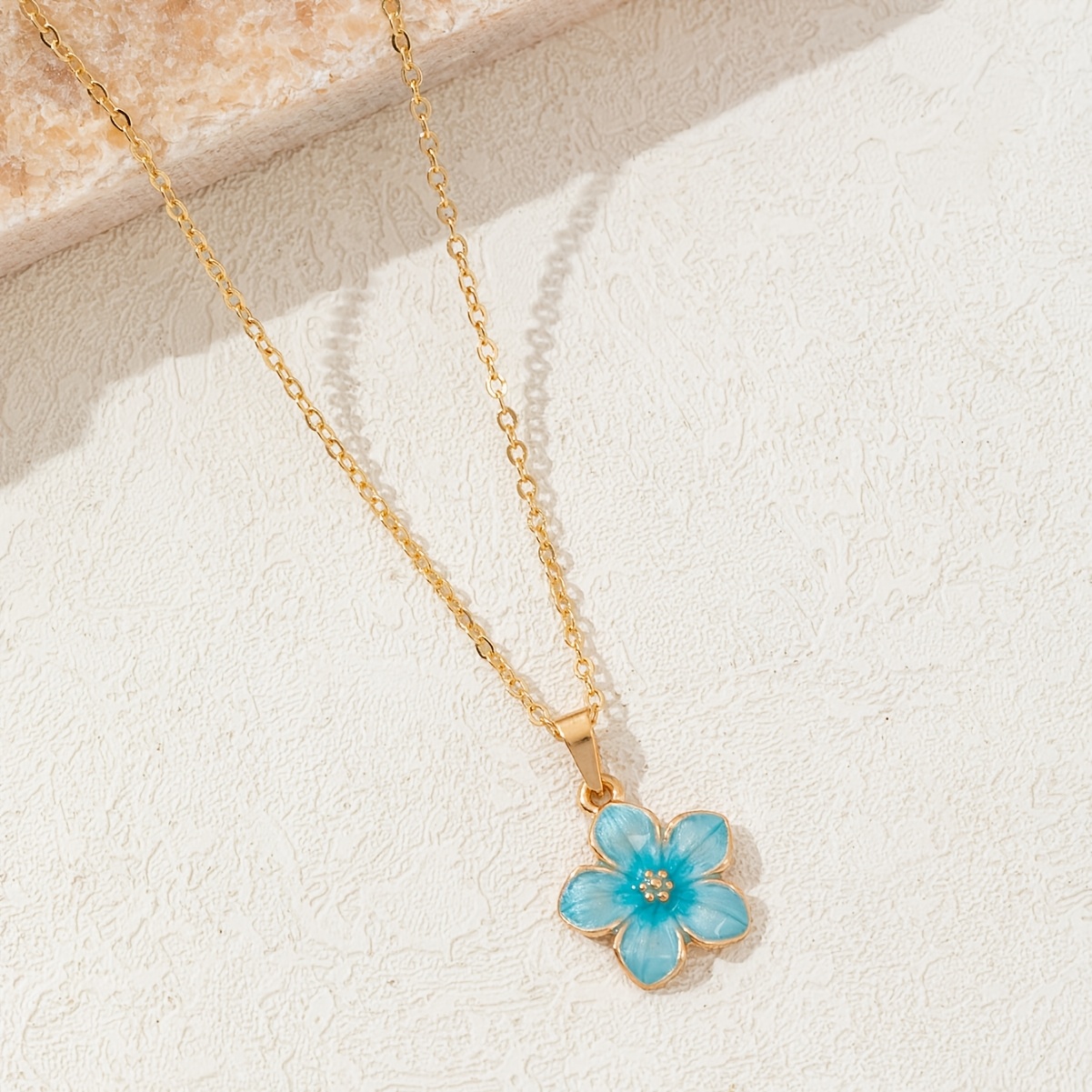 Women's Oil-Drip Colored Flower Pendant Necklace — Sweet Accessory