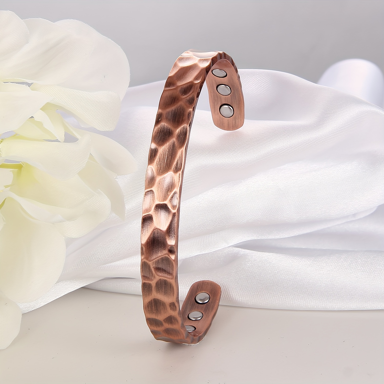 E-shop Kupfer-Magnet-Armreif für Damen Herren, Magnet-Manschetten-Öffnung, verstellbare Größe, Jubiläumsschmuck-Geschenke für Ihre Liebsten