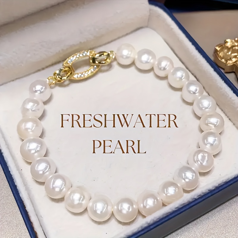 

An Elegant And Stylish Freshwater Pearl Bracelet, High-quality And Versatile For Daily Use, Suitable As A Holiday Gift For Girlfriends, Wives, And Girlfriends. Comes With An Exquisite Gift Box