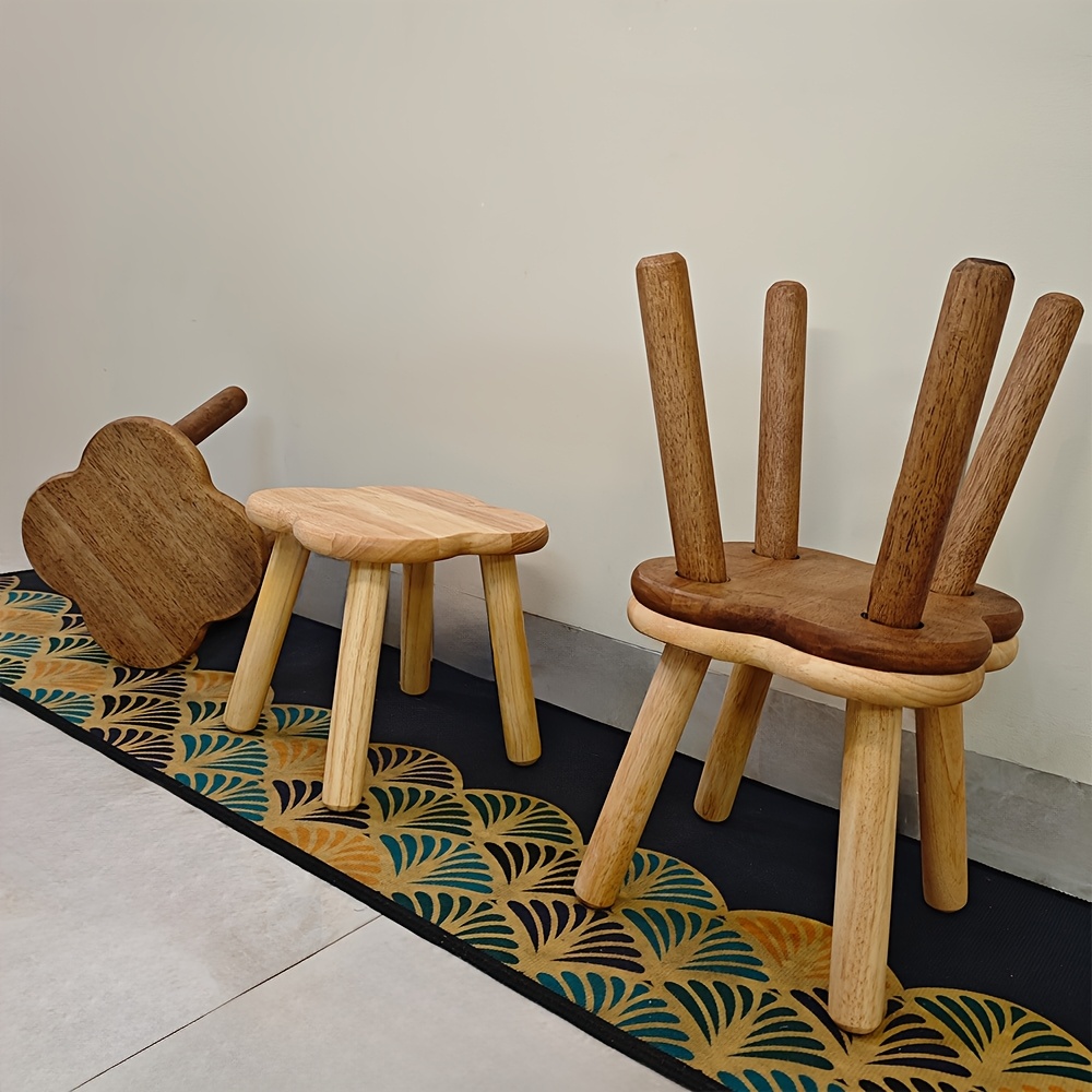 1pc vintage creative solid wood clover shaped stool small bench for sofa office footrest   used as entryway shoe bench living room coffee table stool reaching stool outdoor picnic resting stool Product details 1