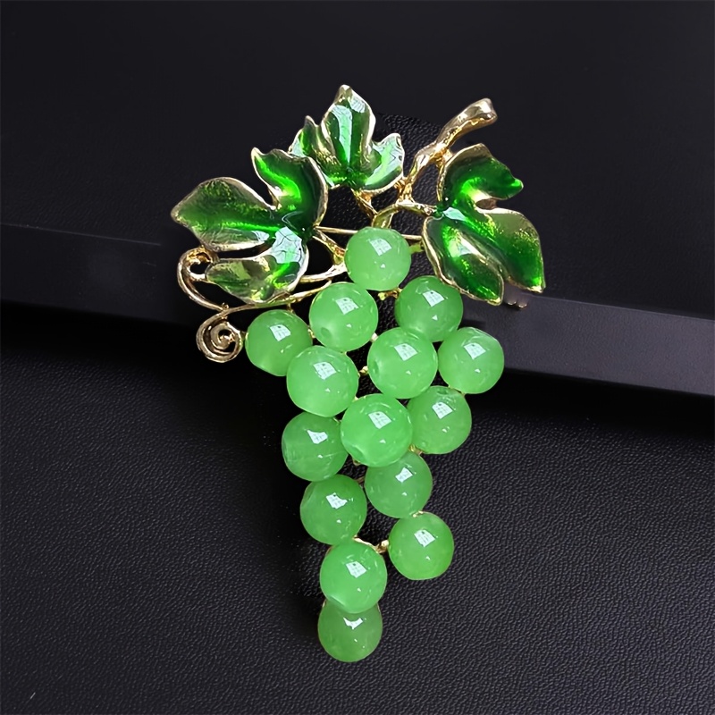 Image of Stylish Grape Brooch Made Of Alloy And Enamel, Perfect As A Fruit-themed Pin Badge For Plant Collars, Ideal For Boutique Decoration And As A Jewelry Gift