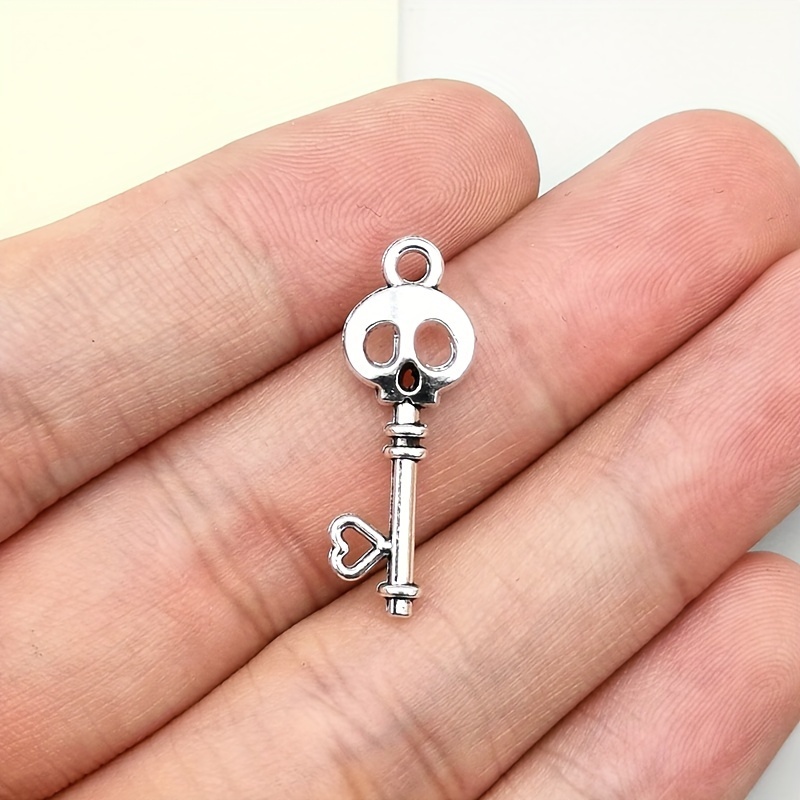 

26x9mm Love Key Charm Pendant Antique Silvery Halloween Decoration Accessories Diy Handmade Earrings Bracelet Necklace Accessories Bags Keychain Pendant Handmade Jewelry Accessories